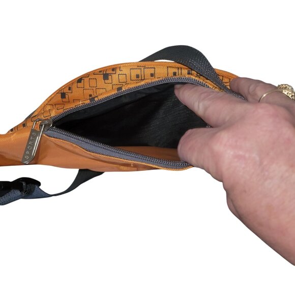 Vintage-Style Orange Sport Waist Bag With Adjustable Strap Durable Design Multip - Picture 5 of 6